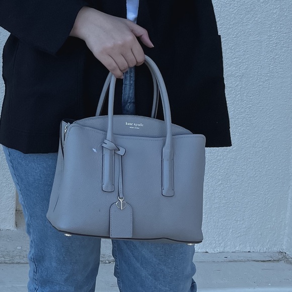 Kate spade medium satchel purse. - Picture 2 of 2